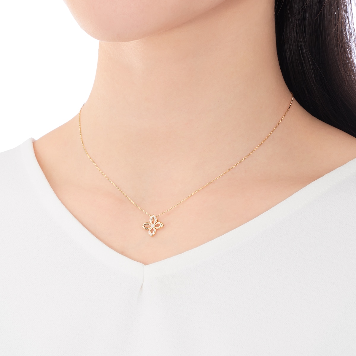 K10�C�G���[�S�[���h�_�C�������h�l�b�N���X