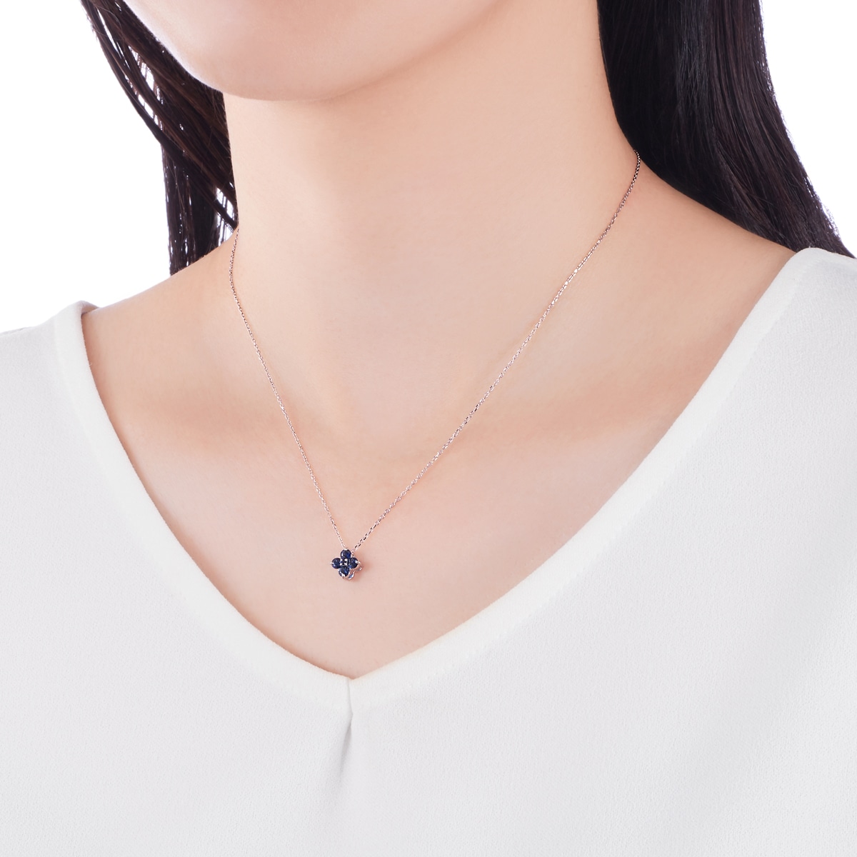 K10�z���C�g�S�[���h�T�t�@�C�A�l�b�N���X