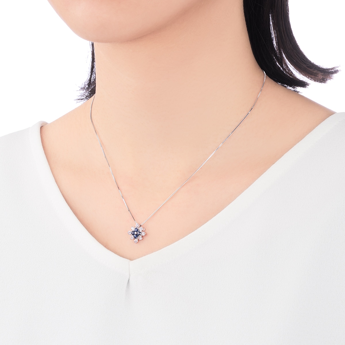 K10�z���C�g�S�[���h�T�t�@�C�A�l�b�N���X