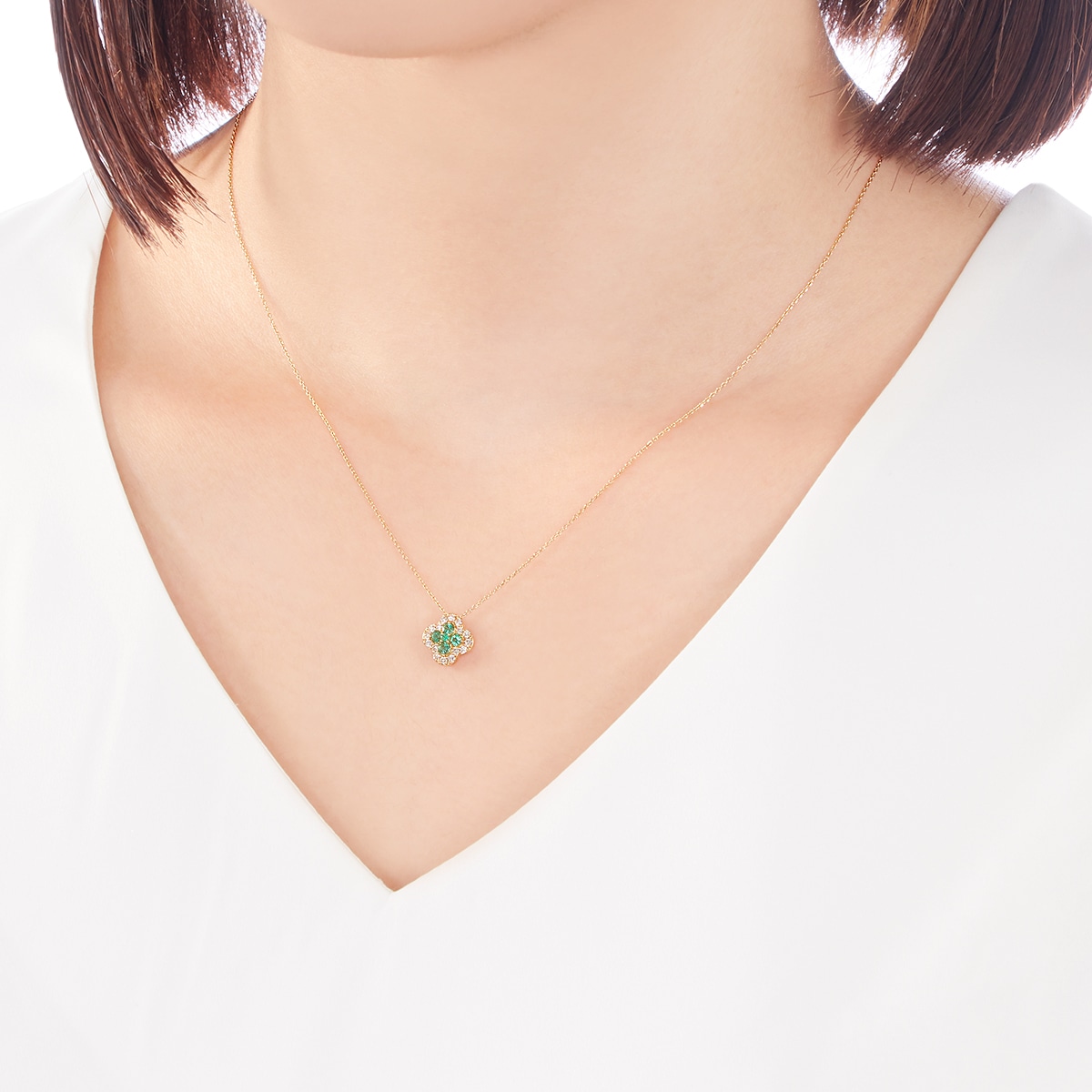 K18�C�G���[�S�[���h�G�������h�l�b�N���X