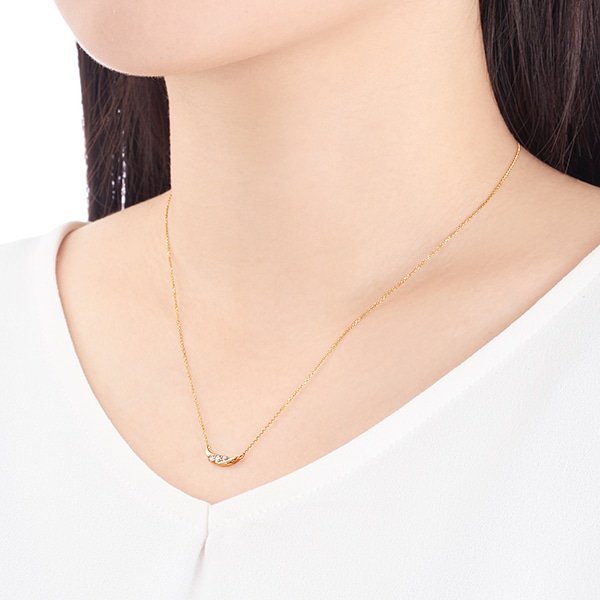 K18�C�G���[�S�[���h�_�C�������h�l�b�N���X