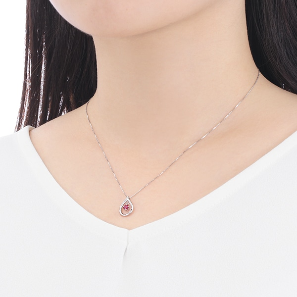 �v���`�i���r�[�l�b�N���X