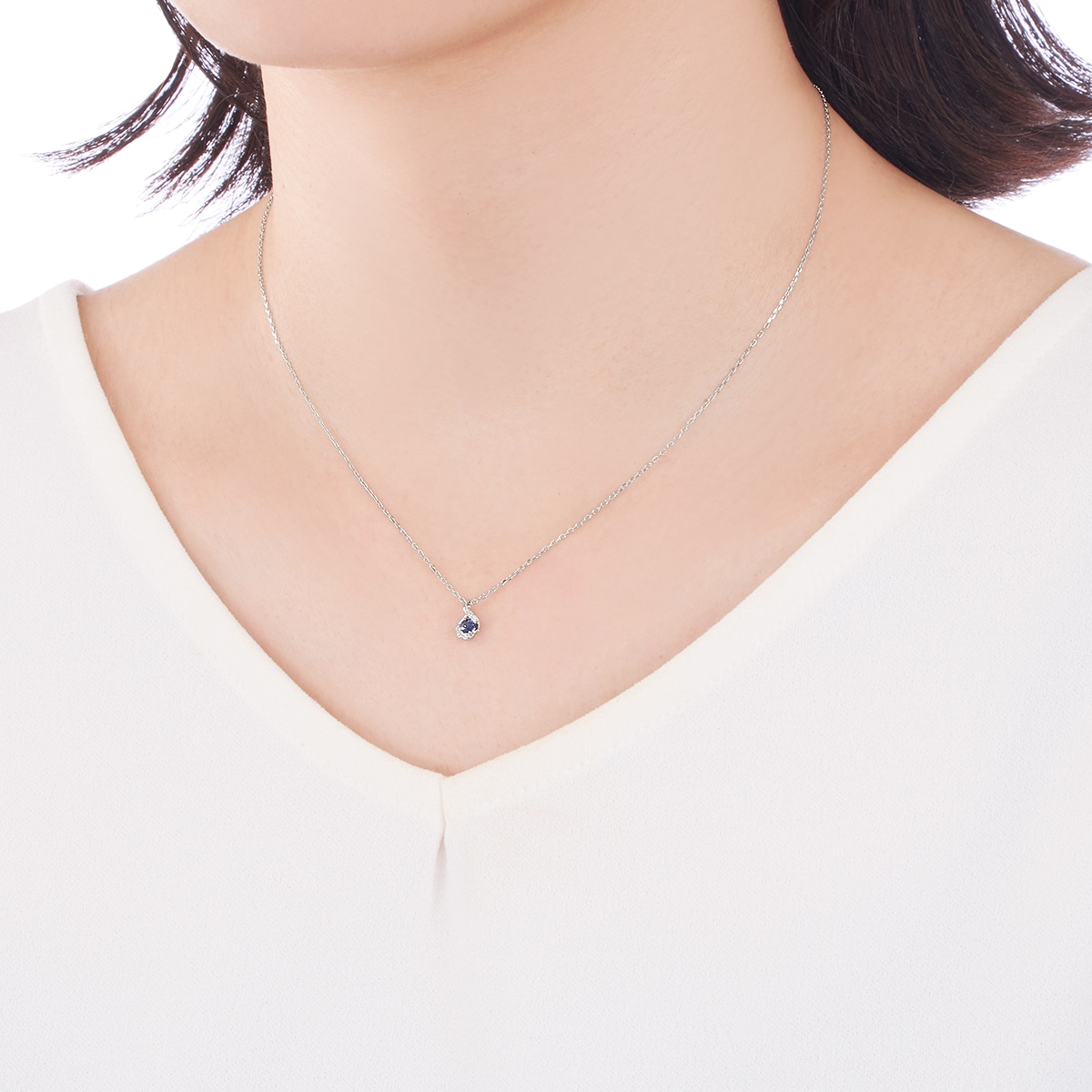 K10�z���C�g�S�[���h�T�t�@�C�A�l�b�N���X