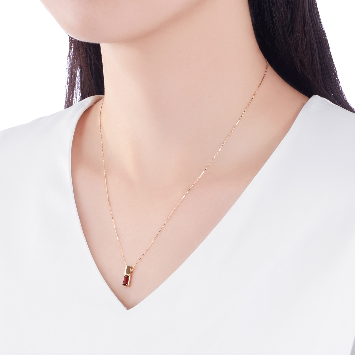 K18�C�G���[�S�[���h�A���}���_�C���K�[�l�b�g�l�b�N���X