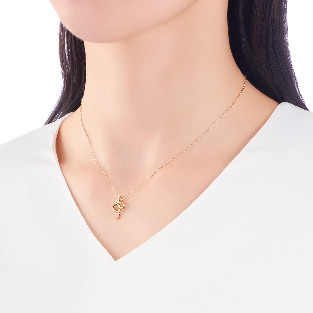 K18�C�G���[�S�[���h�_�C�������h�l�b�N���X