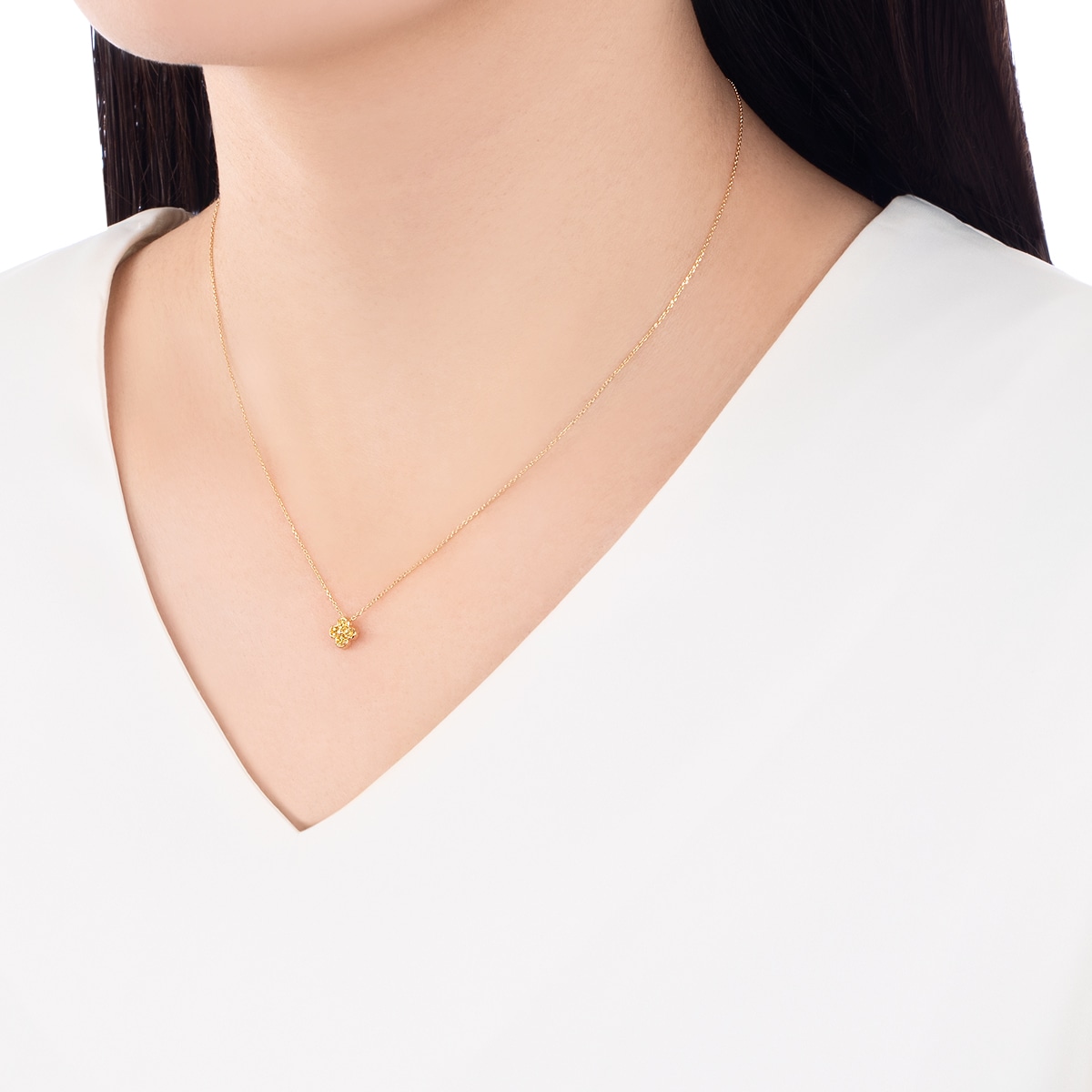 K18�C�G���[�S�[���h�C�G���[�T�t�@�C�A�l�b�N���X