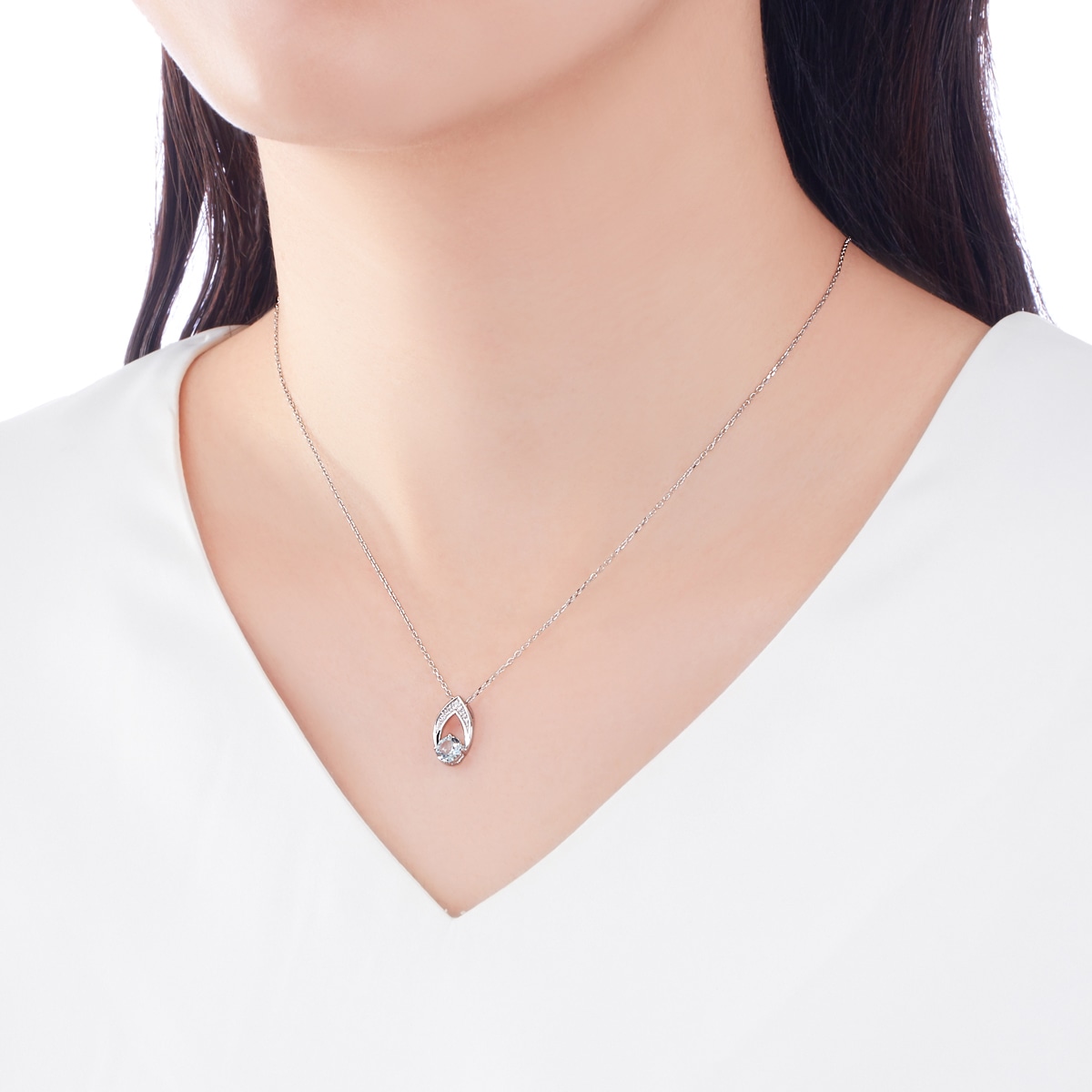 K10�z���C�g�S�[���h�A�N�A�}�����l�b�N���X