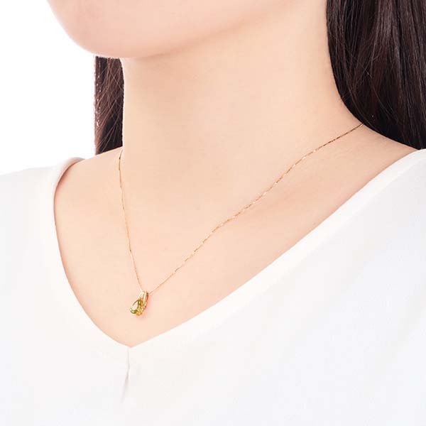 K18�C�G���[�S�[���h�y���h�b�g�l�b�N���X