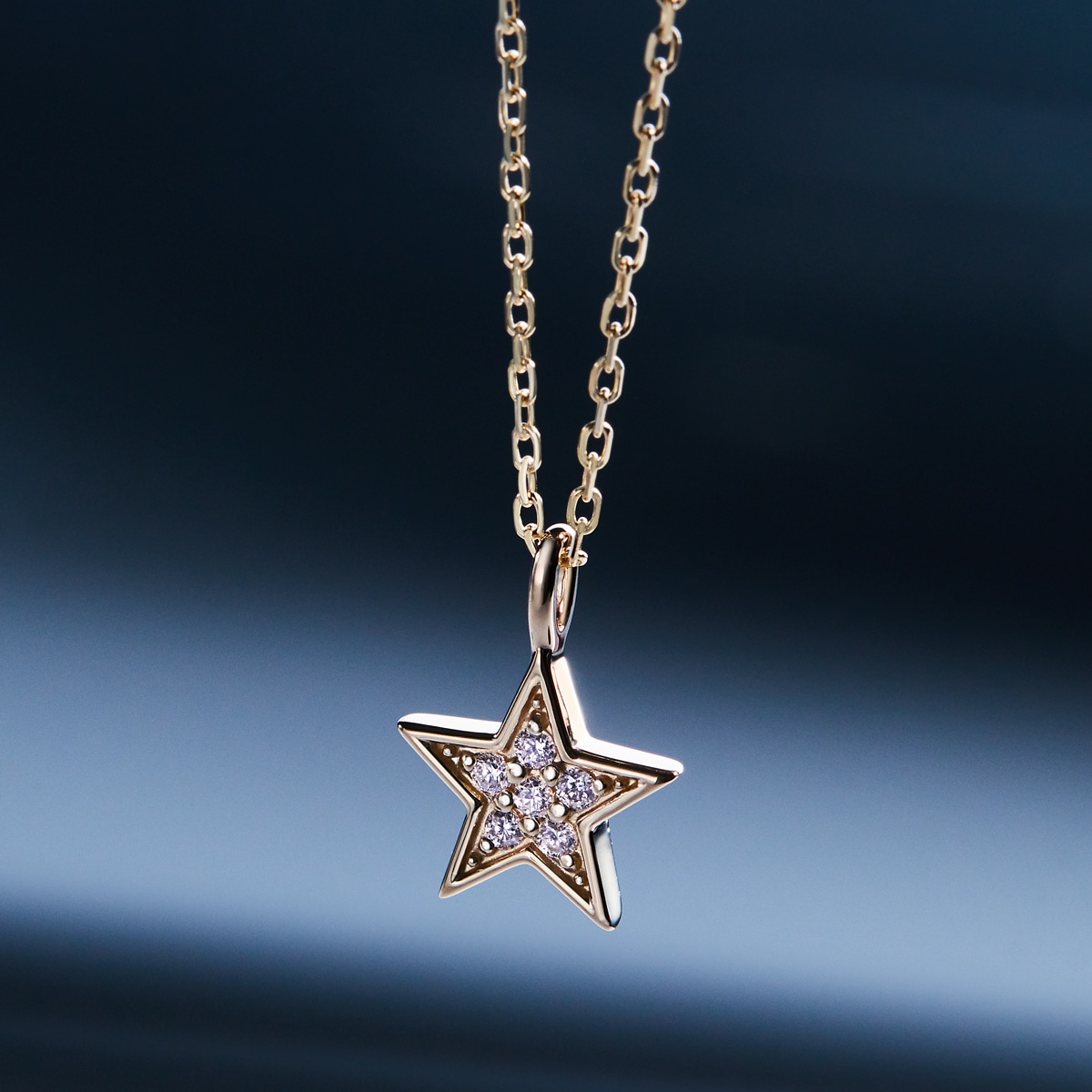 K10�C�G���[�S�[���h�_�C�������h�l�b�N���X