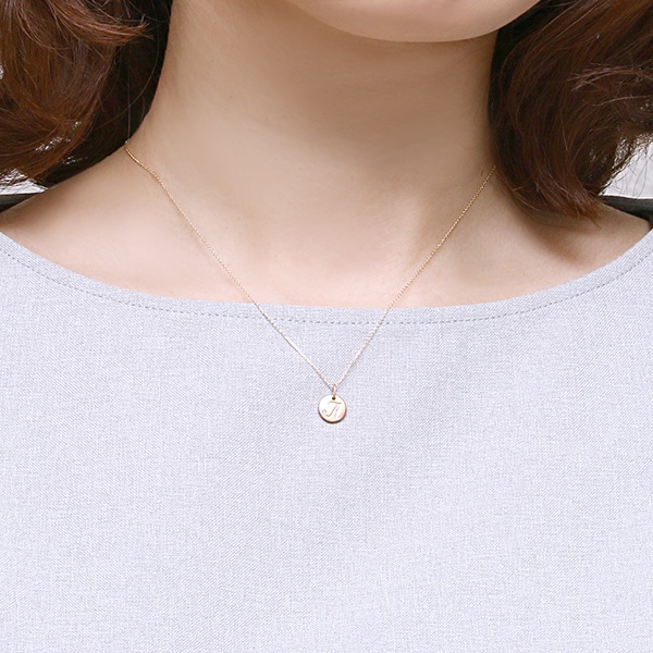 K18�C�G���[�S�[���h�_�C�������h�l�b�N���X