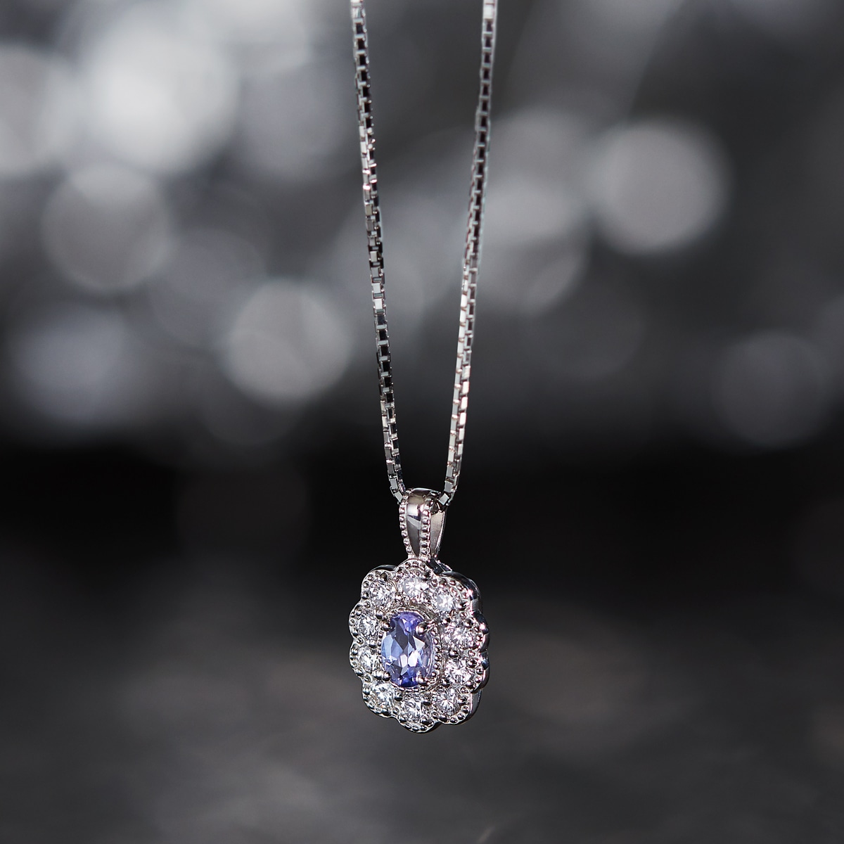 �v���`�i�^���U�i�C�g�l�b�N���X