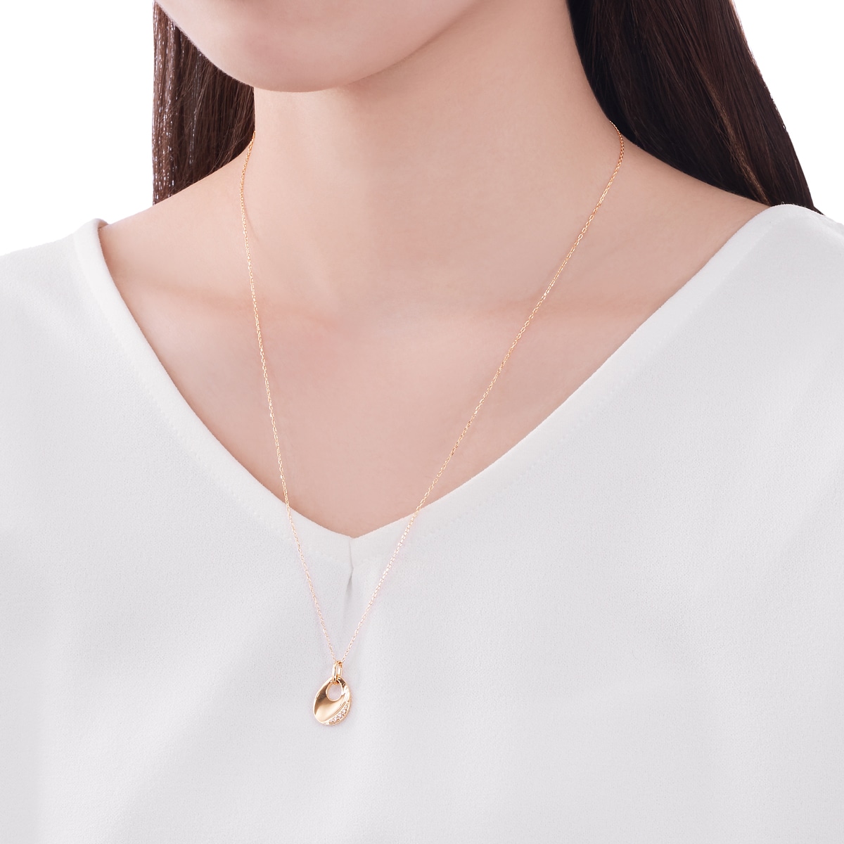 K18�C�G���[�S�[���h�_�C�������h�l�b�N���X