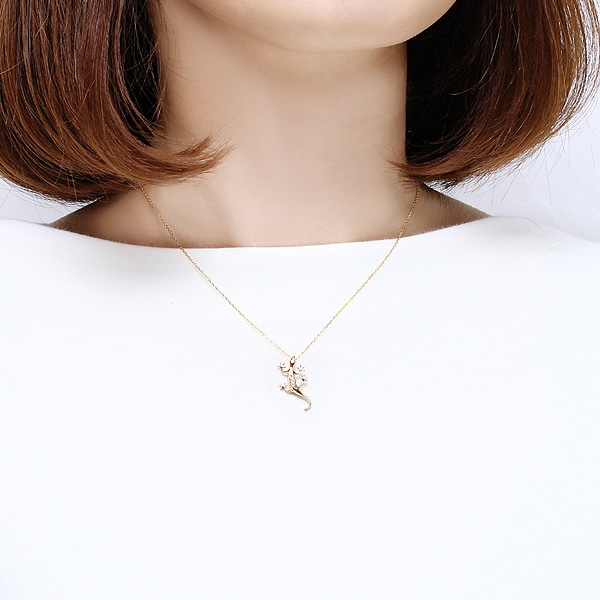 K10�C�G���[�S�[���h�_�C�������h�l�b�N���X