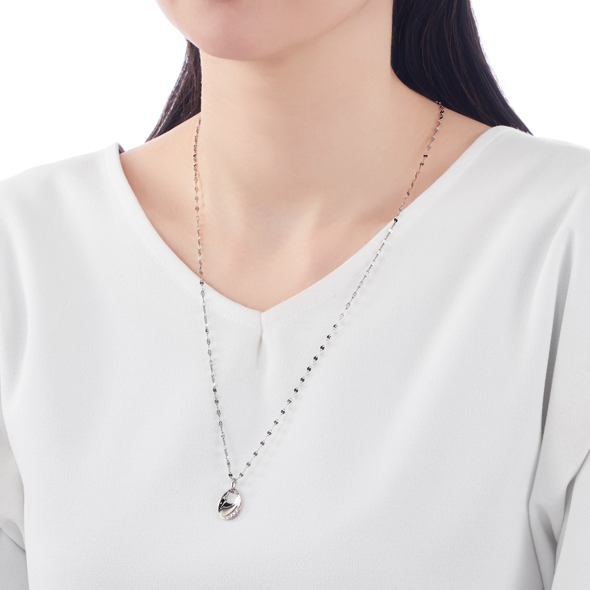 �v���`�i�_�C�������h�����O�l�b�N���X