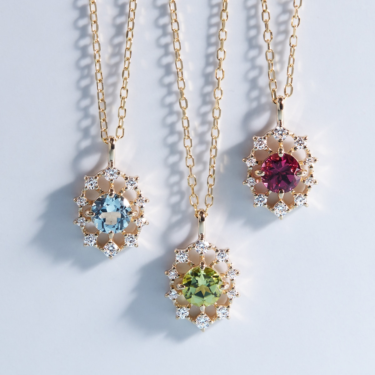 K10�C�G���[�S�[���h���[�h���C�g�K�[�l�b�g�l�b�N���X