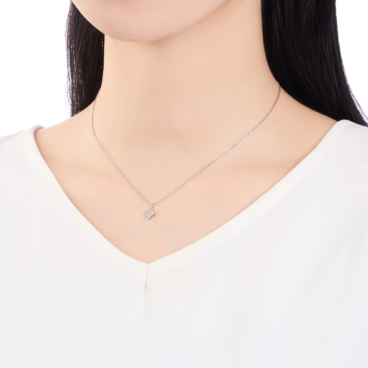 K10�z���C�g�S�[���h�_�C�������h�l�b�N���X