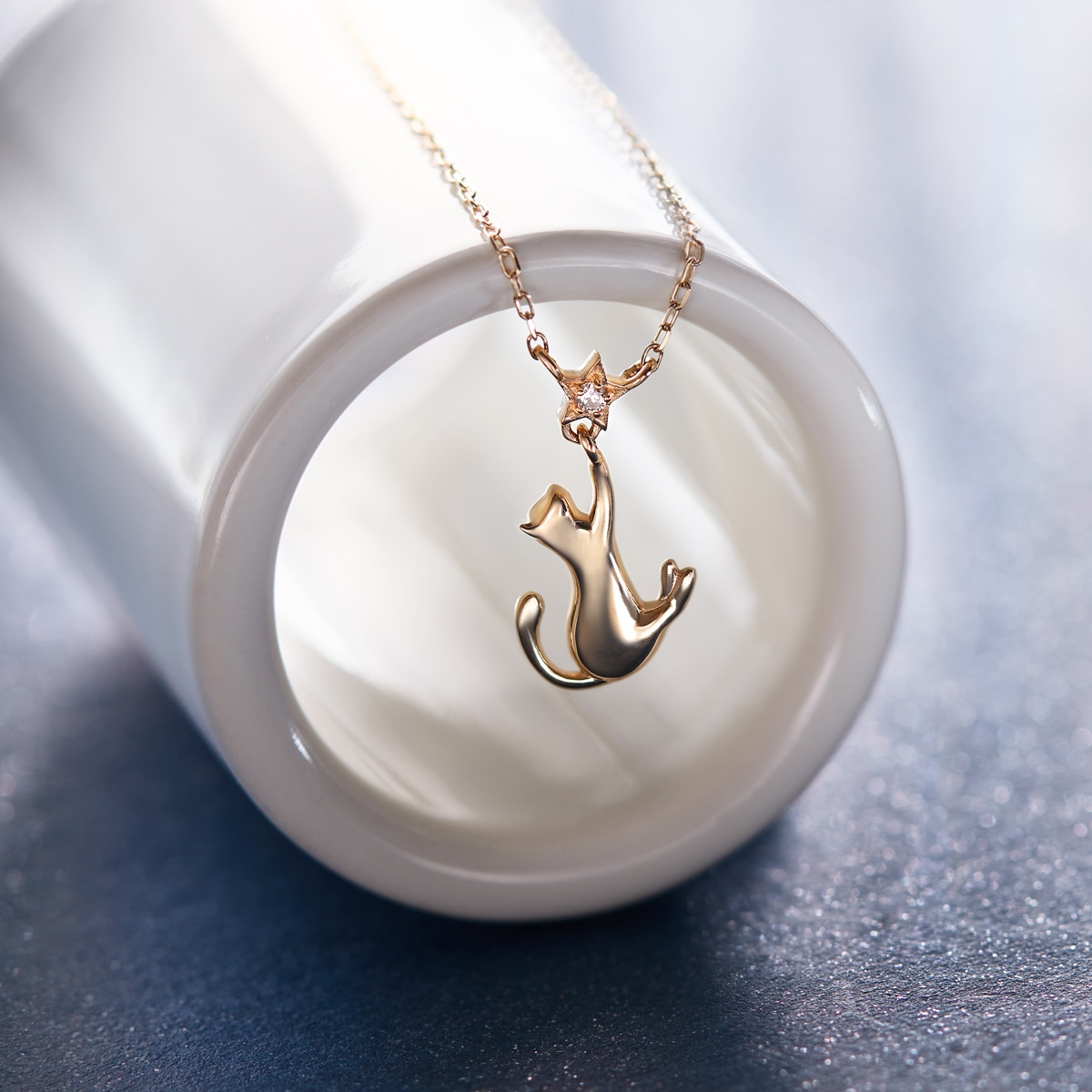 K10�C�G���[�S�[���h�_�C�������h�l�b�N���X