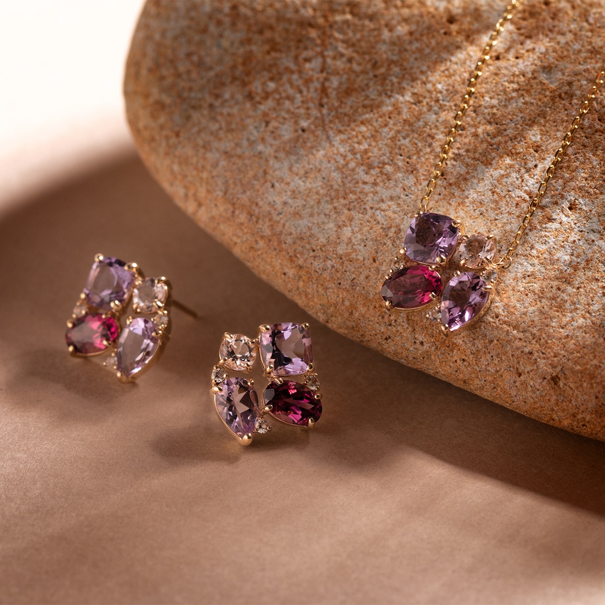 K10�C�G���[�S�[���h�}���`�X�g�[���l�b�N���X