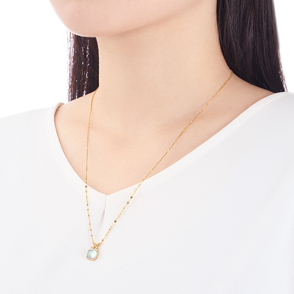 K10�C�G���[�S�[���h�O���[���A���V�X�g�l�b�N���X