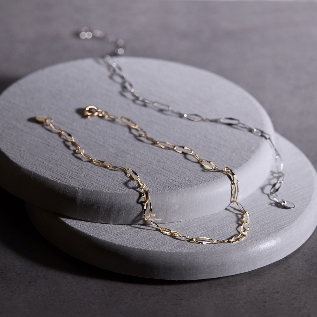 K10�C�G���[�S�[���h�u���X���b�g